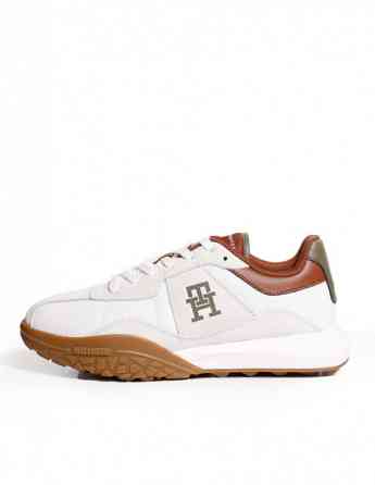 Tommy Hilfiger - RETRO MODERN RUNNER MIX Тбилиси