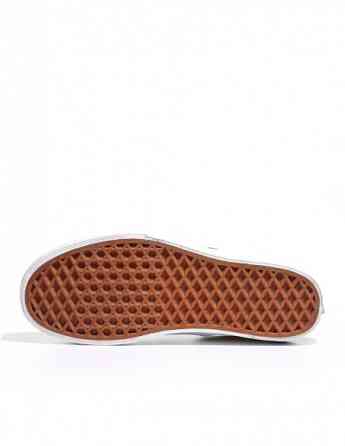 VANS - UA Classic Slip-On P Тбилиси