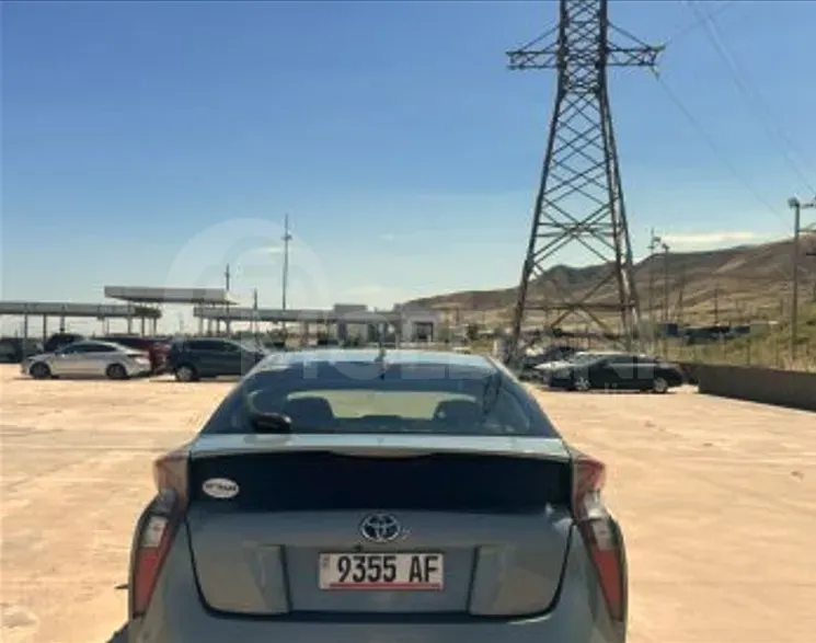 Toyota Prius 1.8L 2016 თბილისი - photo 2