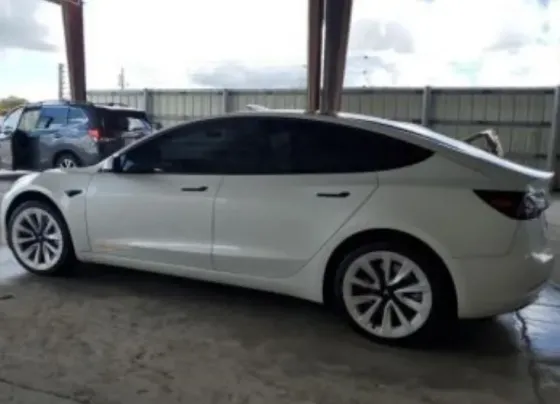 Tesla Model 3 2022 თბილისი