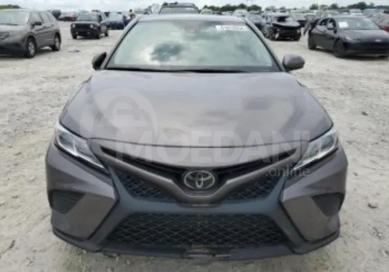 Toyota Camry 2.5L 2020 Тбилиси - изображение 1