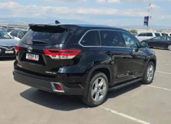 Toyota Highlander 2019 თბილისი