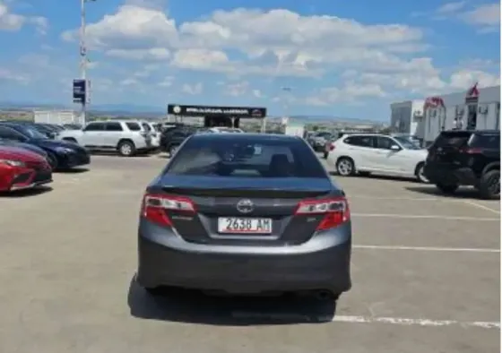 Toyota Camry 2014 თბილისი