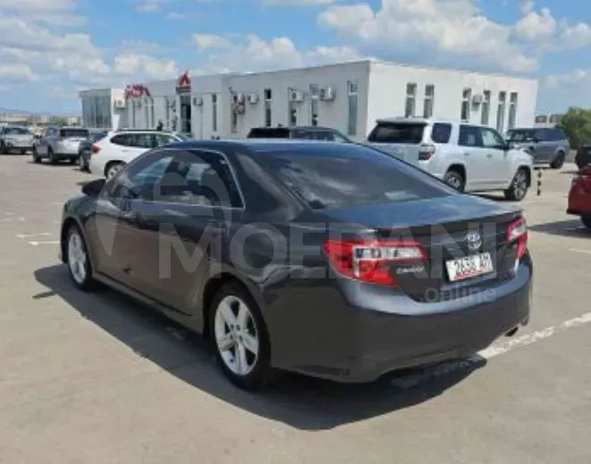 Toyota Camry 2.5L 2014 Тбилиси - изображение 5