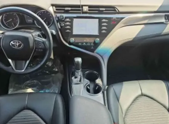 Toyota Camry 2018 თბილისი