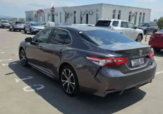 Toyota Camry 2018 თბილისი