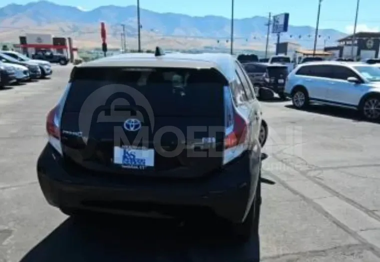 Toyota Prius C 1.5L 2016 Тбилиси - изображение 3