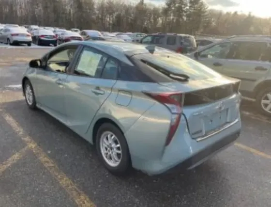 Toyota Prius 2017 Тбилиси