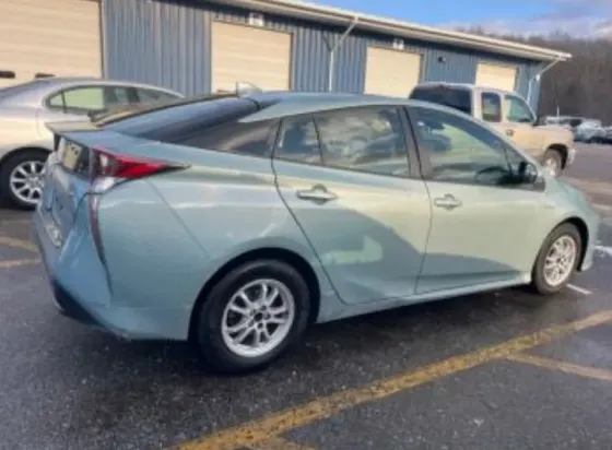 Toyota Prius 2017 Tbilisi