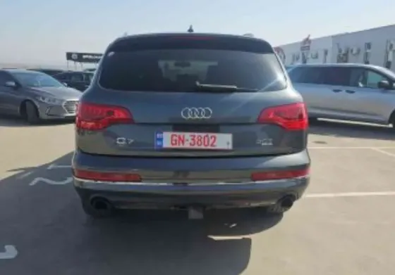 Audi Q7 2014 თბილისი