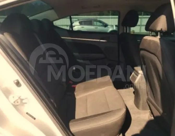 Hyundai Elantra 2019 Tbilisi - photo 9