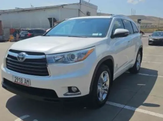 Toyota Highlander 2016 თბილისი