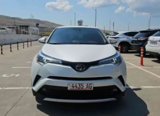 Toyota C-HR 2018 Tbilisi