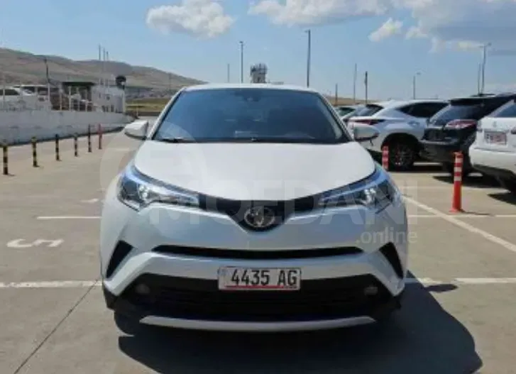 Toyota C-HR 2L 2018 Тбилиси - изображение 3