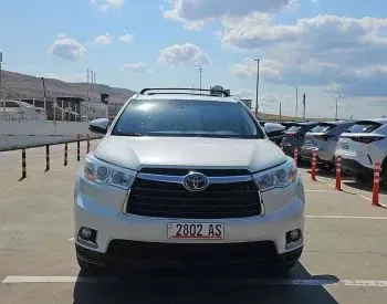 Toyota Highlander 2016 თბილისი