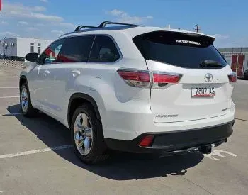 Toyota Highlander 2016 Tbilisi