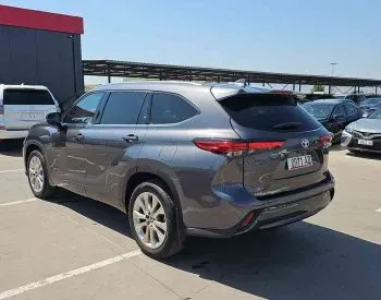 Toyota Highlander 2021 თბილისი