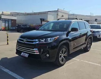 Toyota Highlander 2016 თბილისი