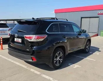 Toyota Highlander 2016 თბილისი