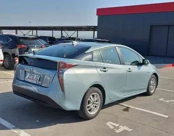 Toyota Prius 2016 Tbilisi