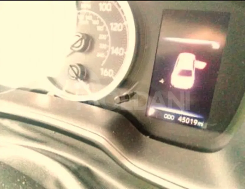 Toyota Corolla 1.8L 2020 Тбилиси - изображение 10