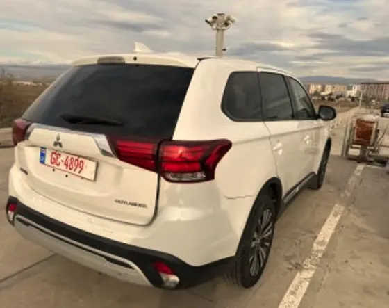 Mitsubishi Outlander 2018 Tbilisi