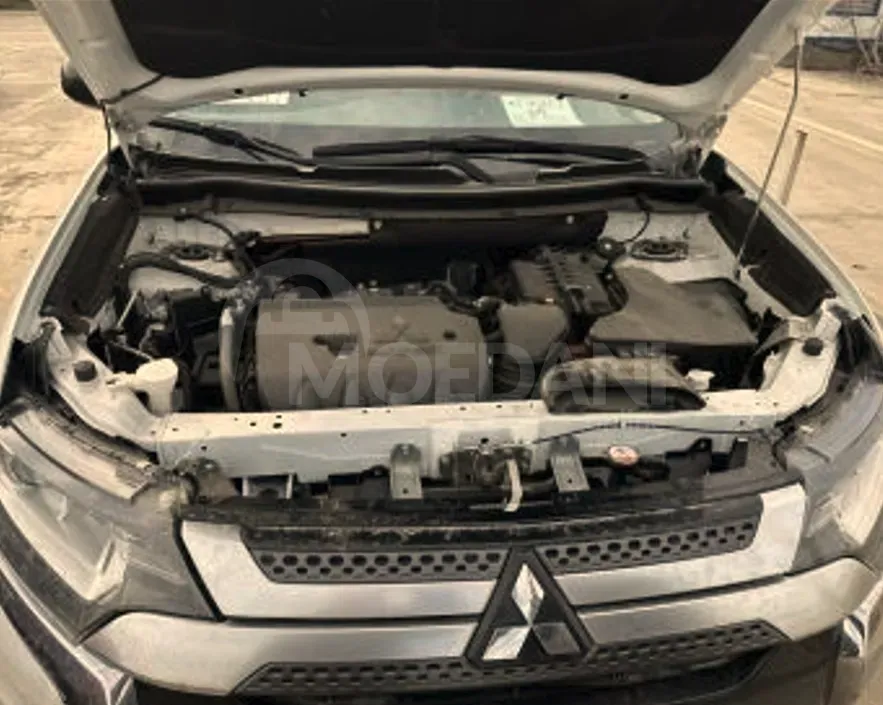 Mitsubishi Outlander 2018 Тбилиси - изображение 9