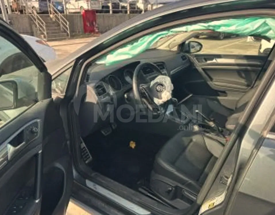 Volkswagen Golf 1.8 2016 Тбилиси - изображение 5