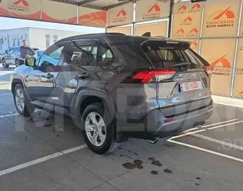 Toyota RAV4 2.5L 2019 Тбилиси - изображение 5