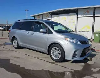 Toyota Sienna 2015 თბილისი