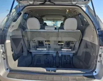 Toyota Sienna 3.5L 2015 Tbilisi - photo 11