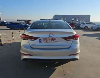 Hyundai Elantra 2017 თბილისი