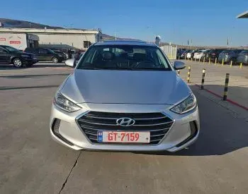 Hyundai Elantra 2017 თბილისი