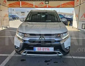 Mitsubishi Outlander 2020 Тбилиси - изображение 1