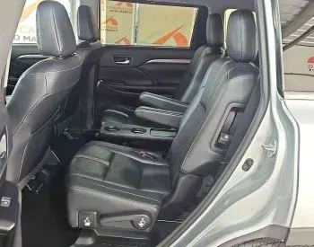 Toyota Highlander 2018 Tbilisi