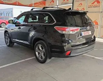 Toyota Highlander 2016 თბილისი