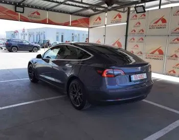 Tesla Model 3 2020 თბილისი