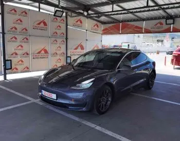 Tesla Model 3 2020 Тбилиси