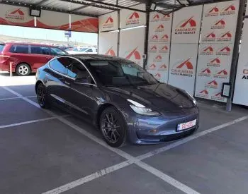 Tesla Model 3 2020 თბილისი