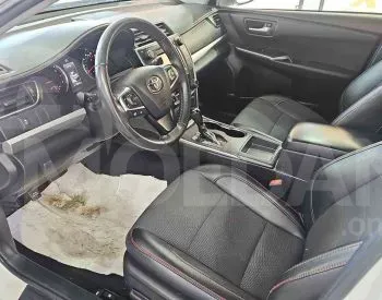 Toyota Camry 2.5L 2017 Тбилиси - изображение 7