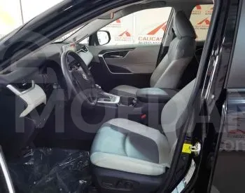 Toyota RAV4 2.5L 2019 Тбилиси - изображение 7