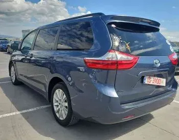 Toyota Sienna 2015 Tbilisi