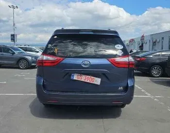 Toyota Sienna 2015 Tbilisi