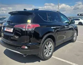 Toyota RAV4 2016 თბილისი