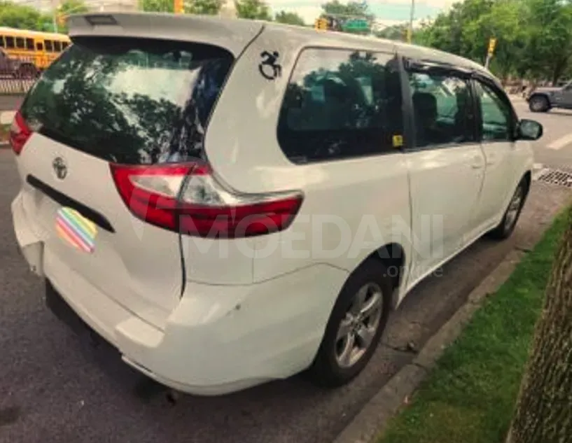 Toyota Sienna 3.5L 2016 Тбилиси - изображение 4