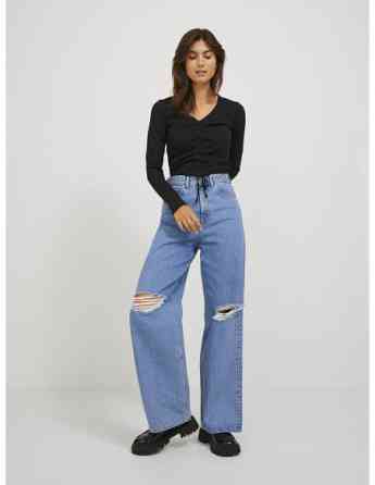 JJXX - JXFENJA STR LS RIB CROP TOP JRS NOOS Tbilisi