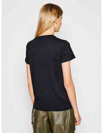 Lee - LOGO TEE Tbilisi