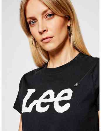 Lee - LOGO TEE Tbilisi