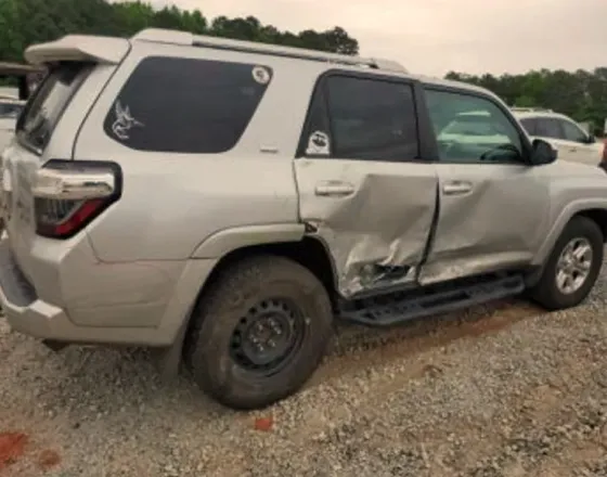 Toyota 4Runner 2015 Tbilisi