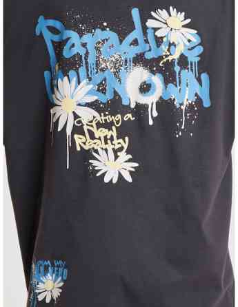 ONLY - ONLMELODIE LIFE S/S GRAFFITI TOP BOX JRS Tbilisi